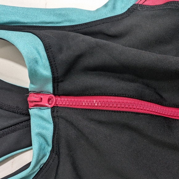 Beach Riot top - Picture 4 of 6